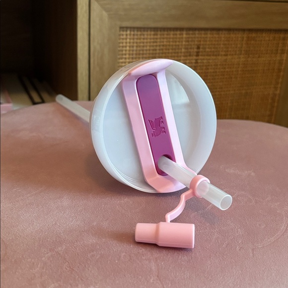 30 oz Stanley - Cherry Blossom - Picture 10 of 10